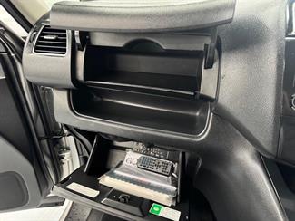 2011 Nissan Serena - Thumbnail