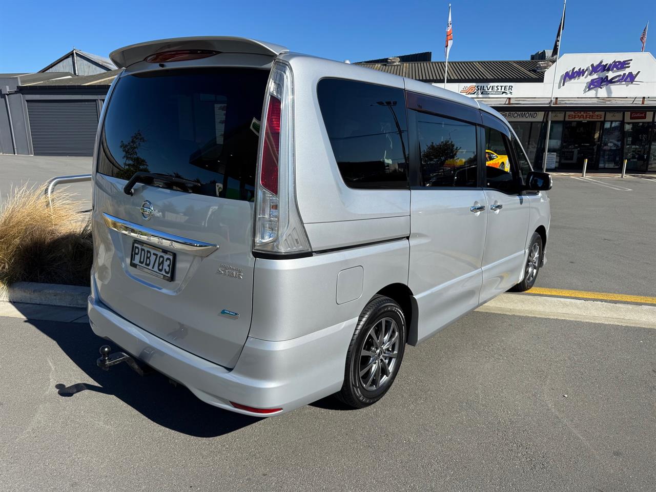 2011 Nissan Serena